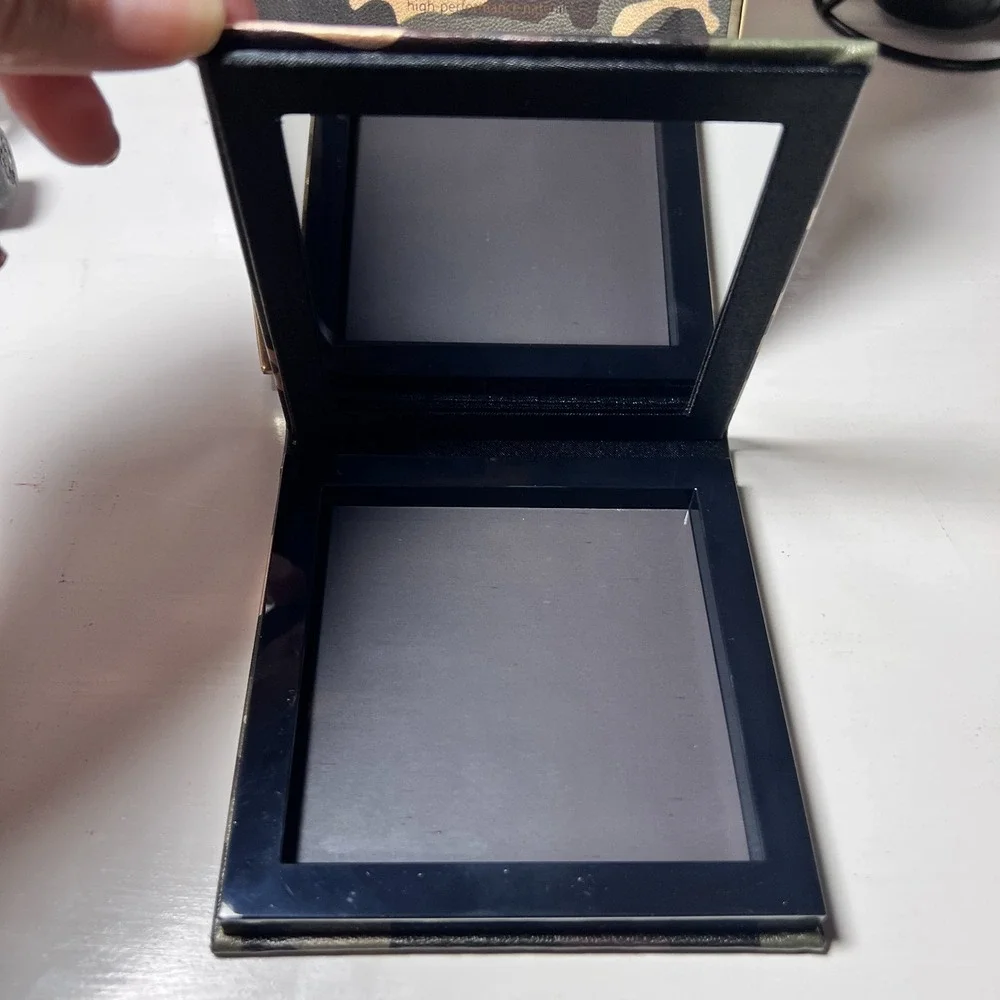 Tarte Tarteist Pro On The Prowl Custom Magnetic Palette Camo FG03934UN New
